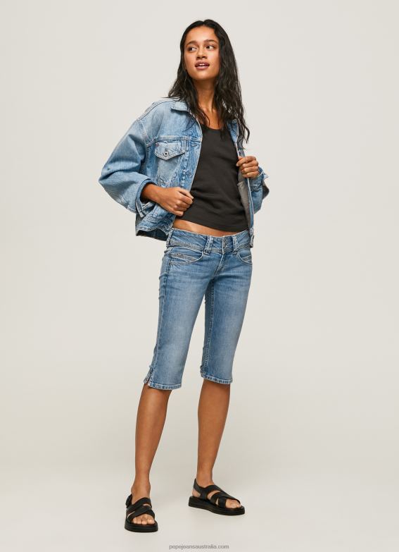 women_denim_pepe_jeans_regular_fit_3_4_denim_shorts_60j40508.jpg Women Denim Pepe Jeans Regular Fit 3/4 Denim Shorts 60J40508 - Image 1